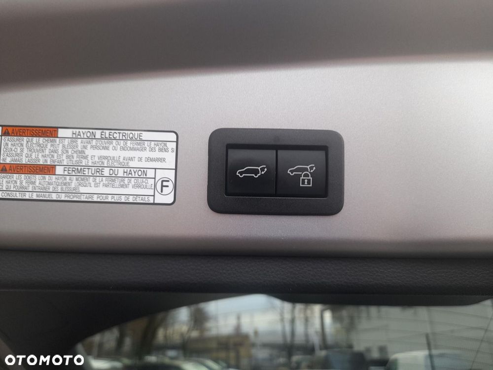 Toyota Corolla Cross - 21