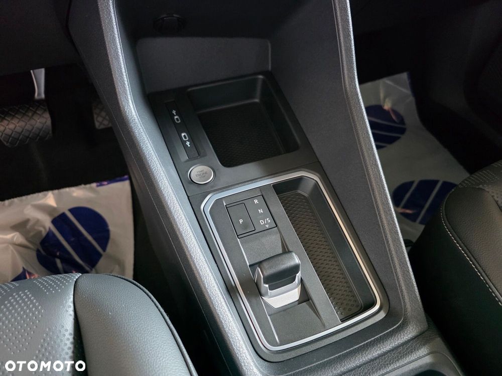 Ford Tourneo Connect - 17