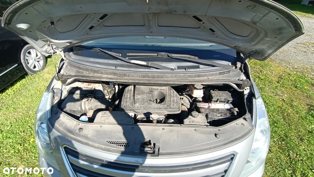 Hyundai H1 - 16