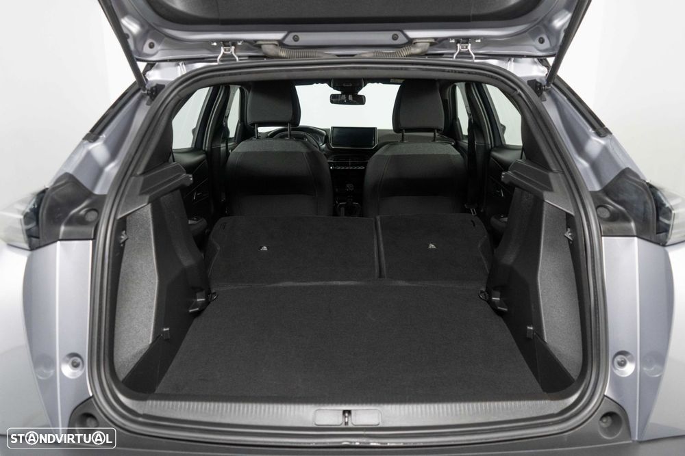 Peugeot 2008 1.2 PureTech Active Pack - 16