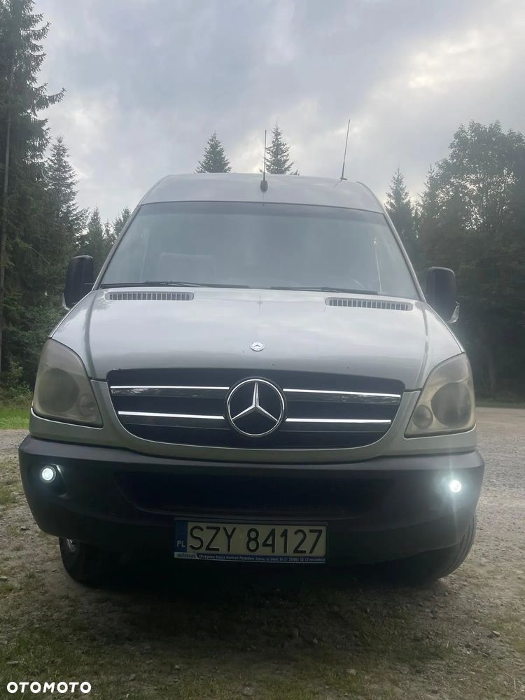 Mercedes-Benz Sprinter - 5