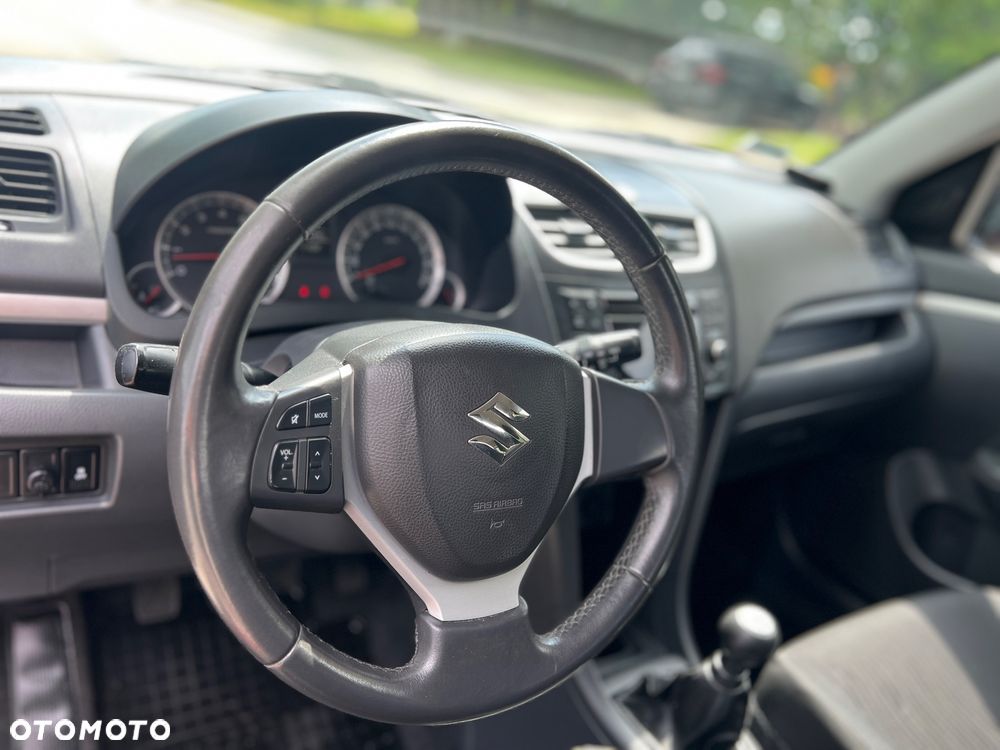 Suzuki Swift 1.2 Comfort Plus - 8