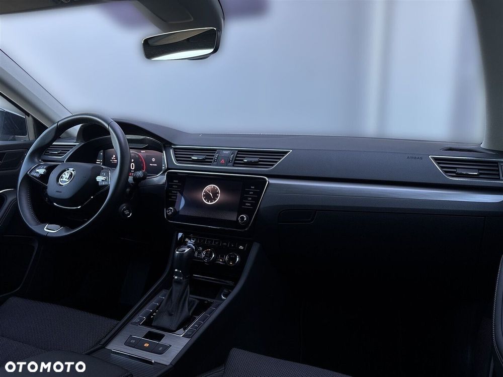 Skoda Superb 2.0 TDI SCR Style DSG - 14