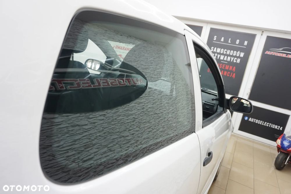 Volkswagen Fox 1.2 - 17