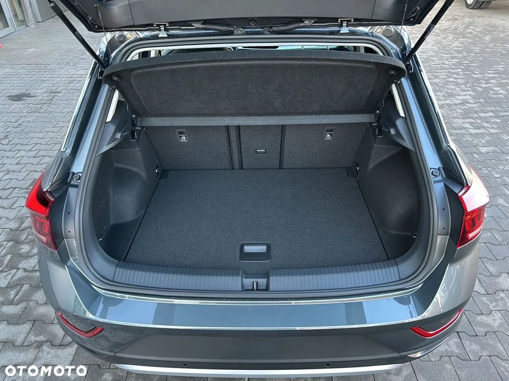 Volkswagen T-Roc - 18