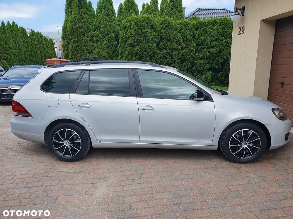 Volkswagen Golf 1.6 TDI DPF MATCH - 6