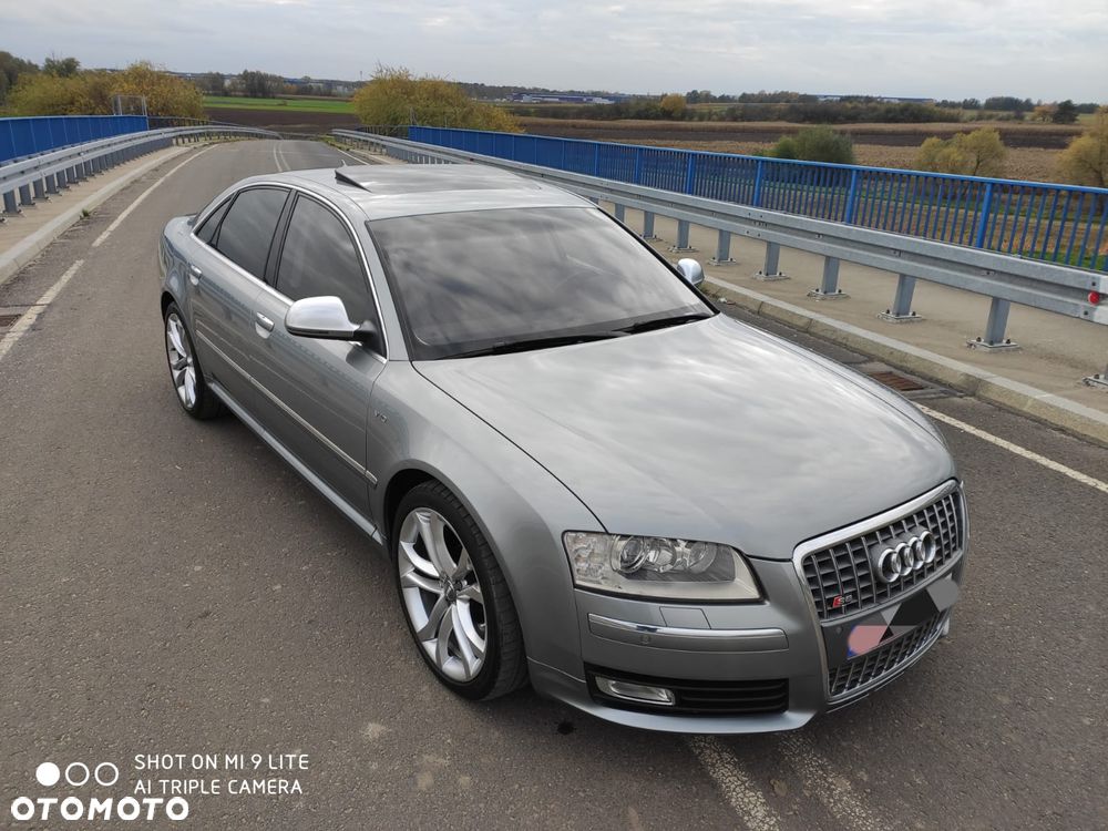 Audi S8 - 13