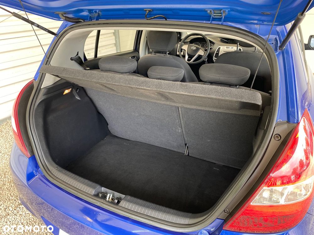 Hyundai i20 1.2 Classic EU5 - 6