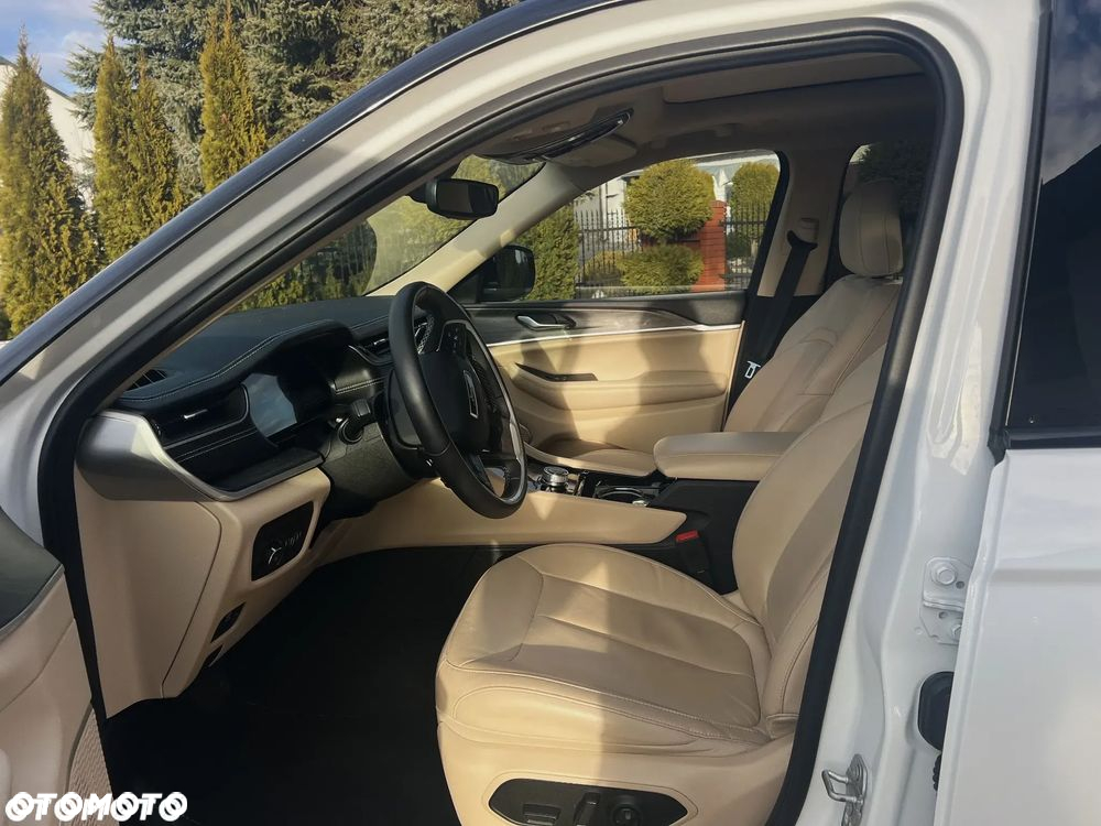 Jeep Grand Cherokee - 7