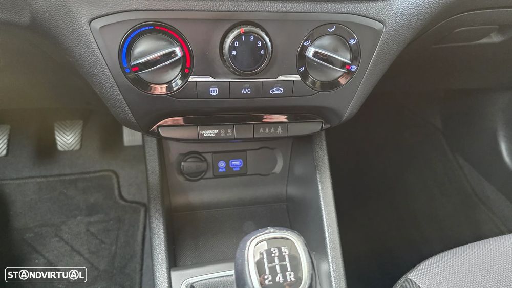 Hyundai i20 1.2 Comfort - 21