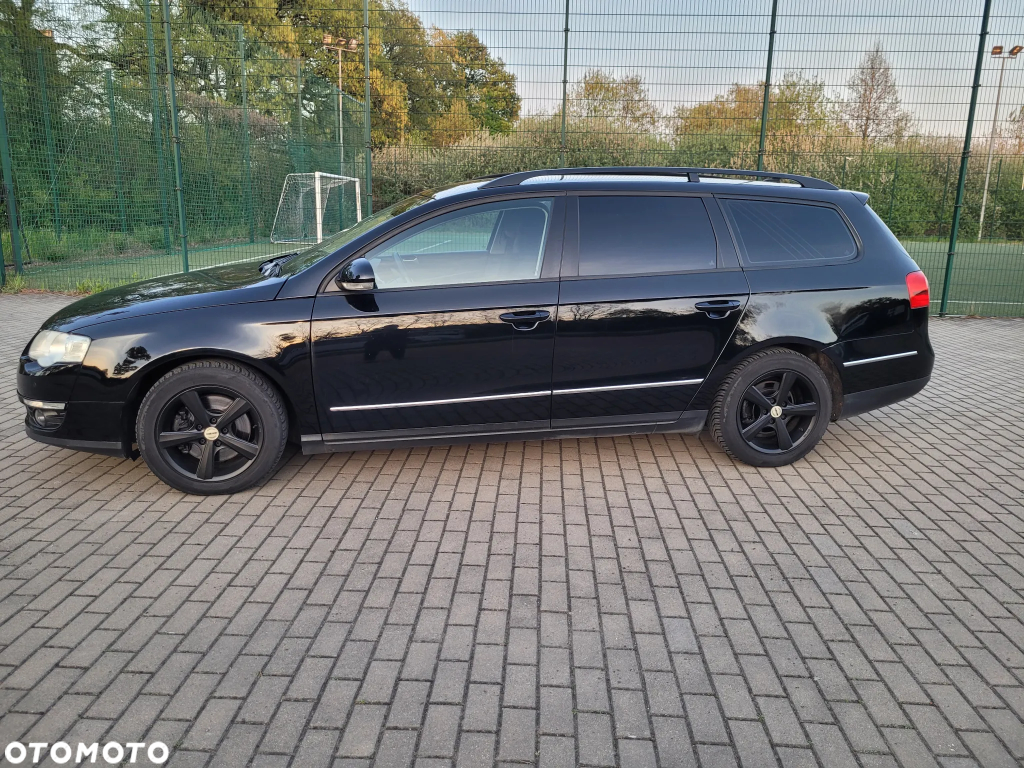 Volkswagen Passat Variant 1.8 TSI Sportline - 2