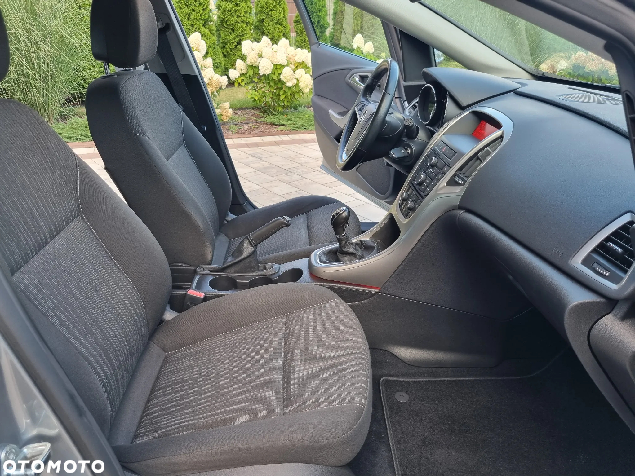 Opel Astra 1.4 Turbo Innovation - 14