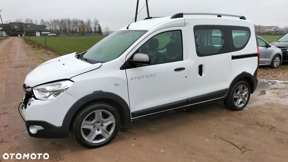 Dacia Dokker dCi 90 Stepway Celebration - 22