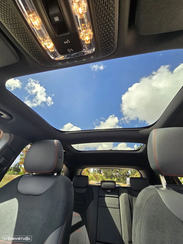 Mercedes-Benz EQA 300 4Matic - 28