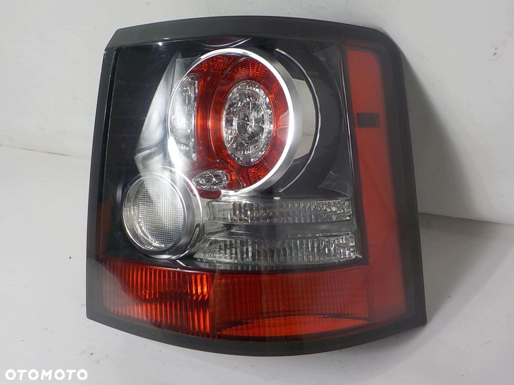 RANGE ROVER SPORT I L320 LIFT LAMPA PRAWA TYŁ TYLNA - 3
