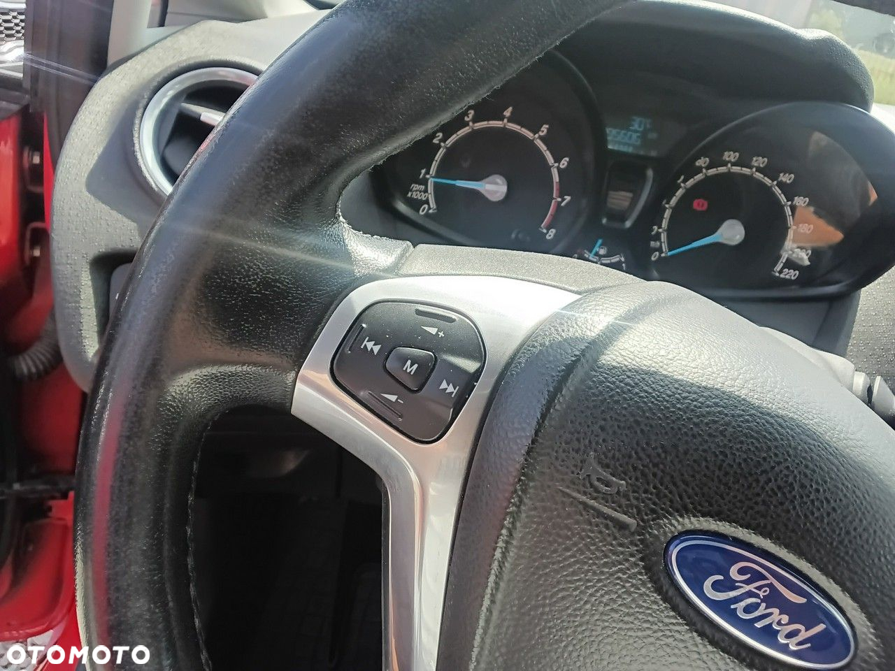 Ford Fiesta - 25