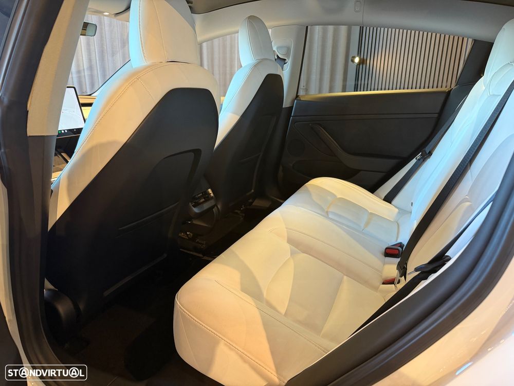 Tesla Model 3 Performance Dual Motor AWD - 26