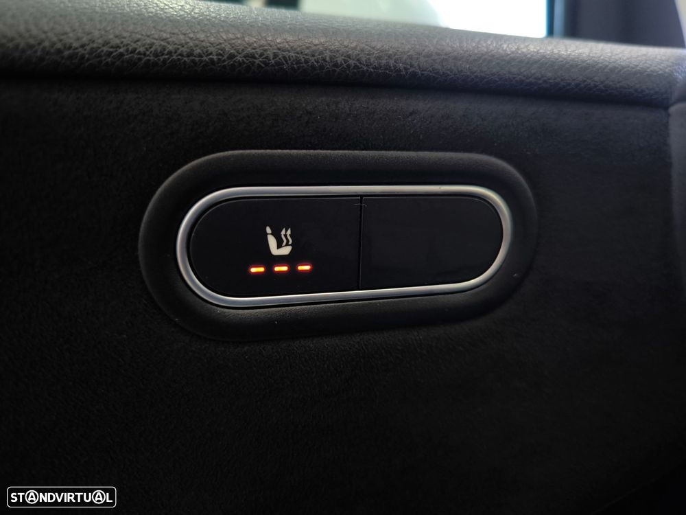 Mercedes-Benz A 250 e AMG Line - 22