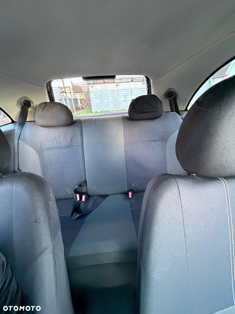 Opel Corsa 1.2 16V Comfort - 6