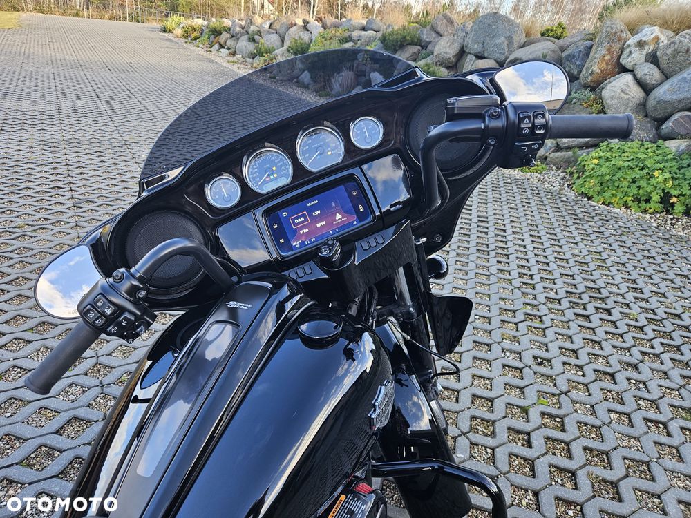 Harley-Davidson Touring Street Glide - 8