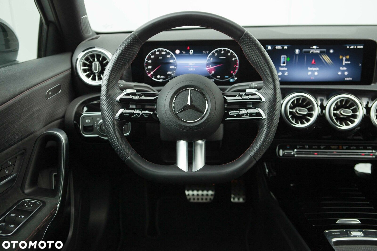 Mercedes-Benz Klasa A 200 AMG Line 7G-DCT - 21