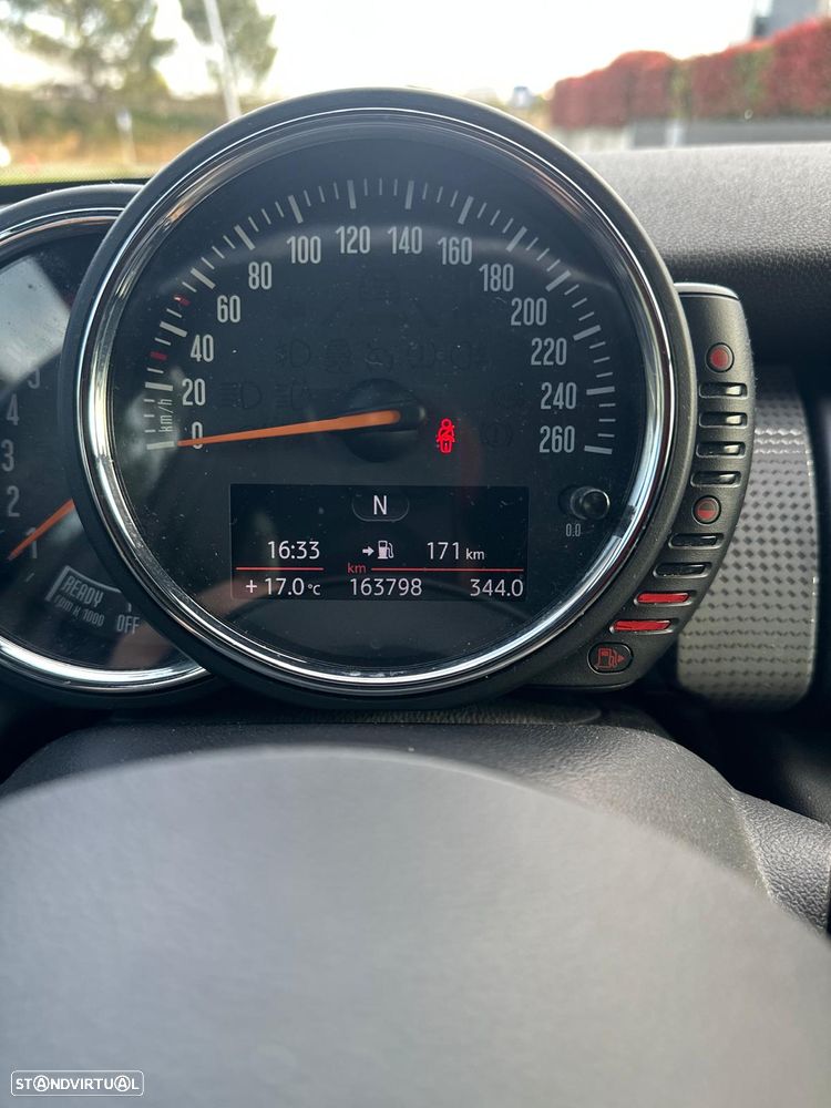 MINI 5 Portas Cooper D 60 Years Chili - 11