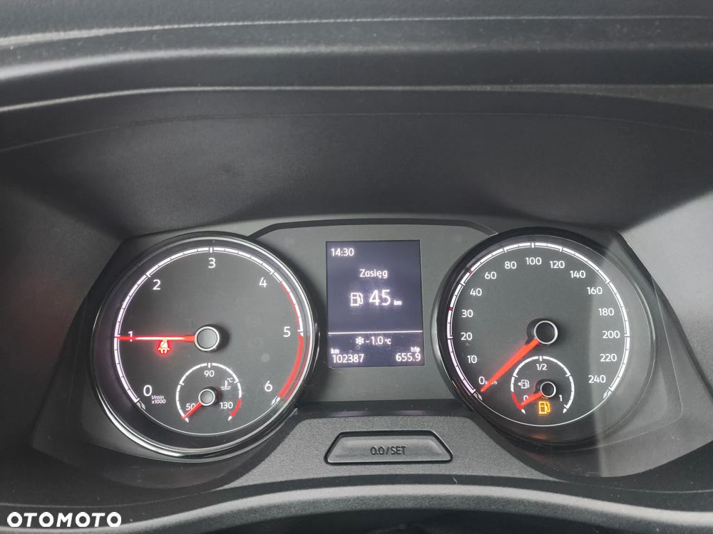 Volkswagen Transporter - 28