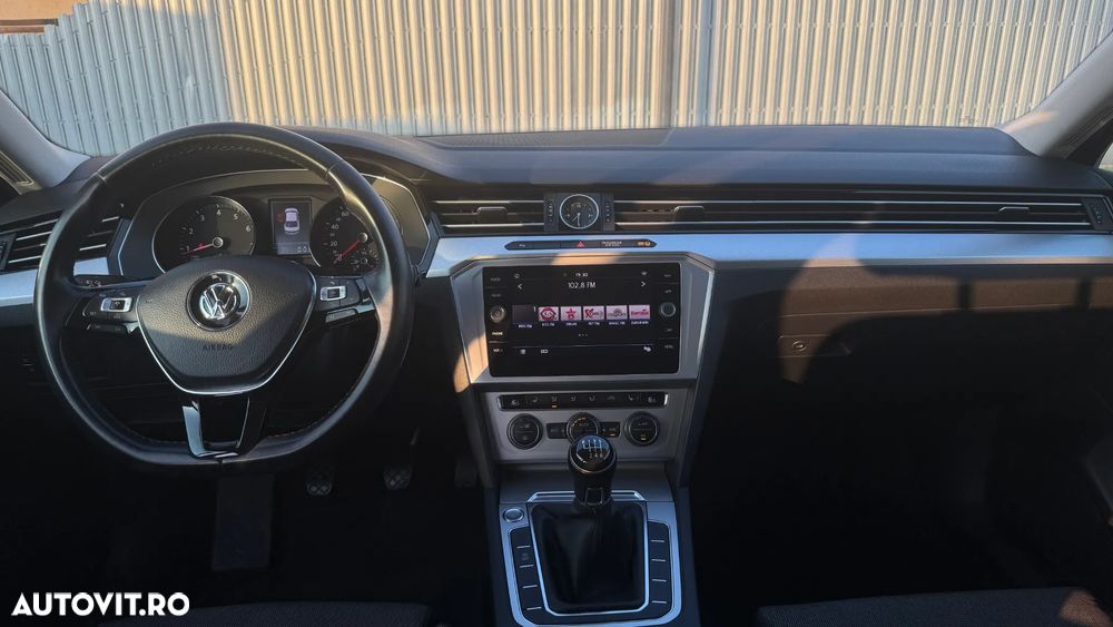 Volkswagen Passat 1.4 TSI ACT Comfortline - 13