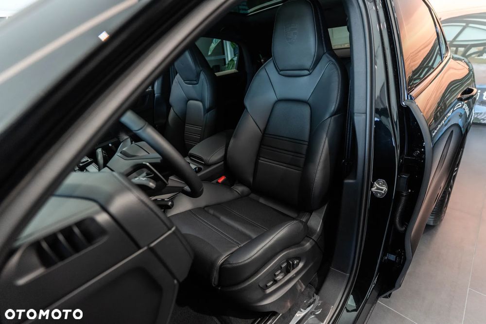 Porsche Cayenne E-Hybrid PHEV - 9