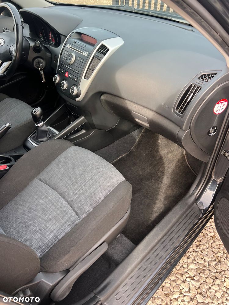 Kia Ceed 1.4 CVVT LX Basis - 8