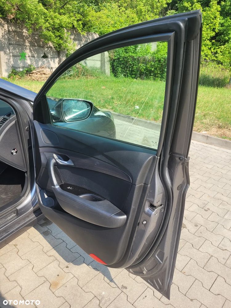 Hyundai i40 2.0 GDI Comfort + - 23