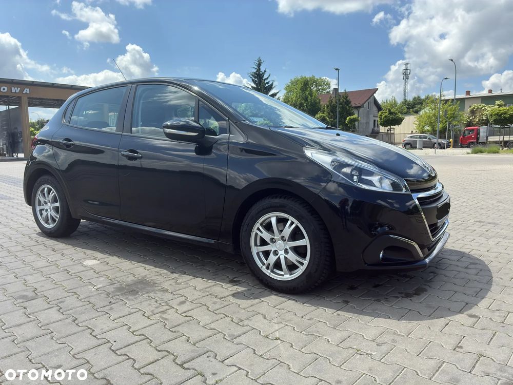 Peugeot 208 1.2 PureTech Active - 8