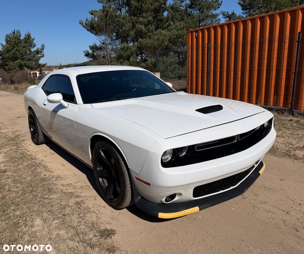 Dodge Challenger - 3