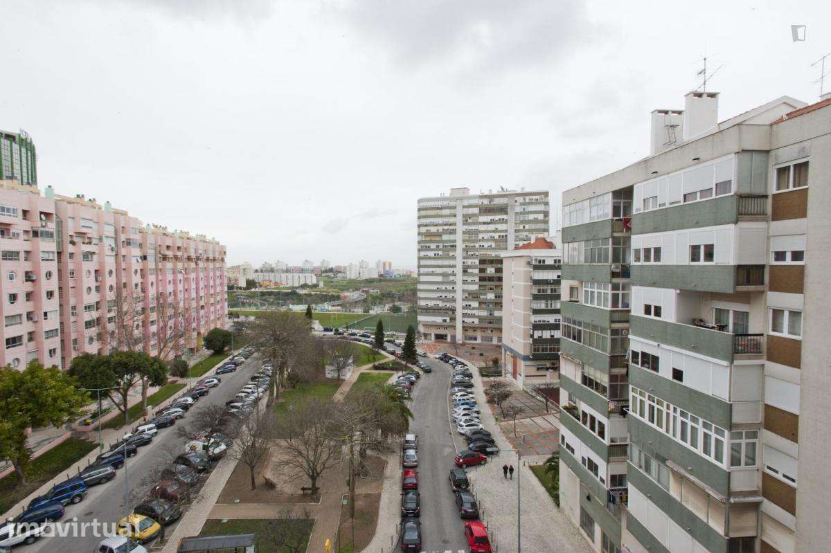 Quarto - localizado em Olaias Lisbon - Grande imagem: 3/14