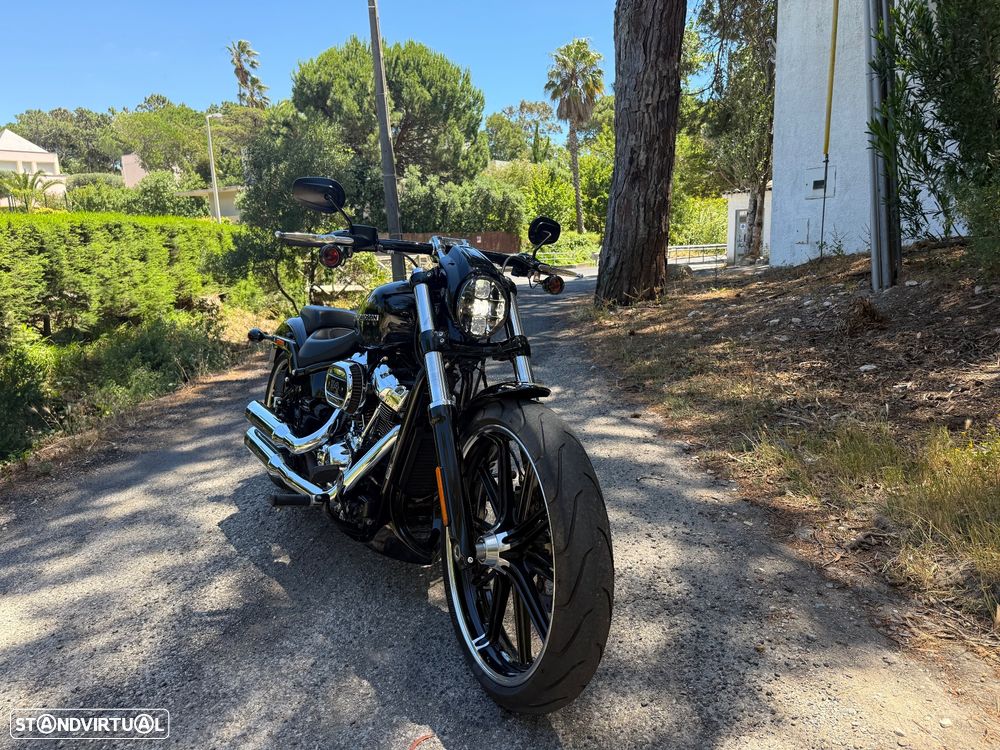 Harley-Davidson Breakout 114 - 4