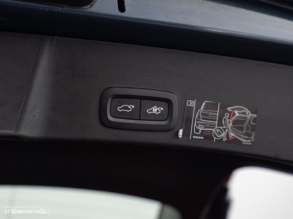 Volvo XC 40 1.5 T3 Inscription Geartronic - 13
