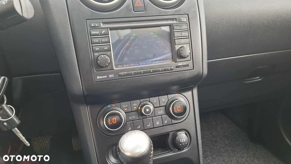 Nissan Qashqai+2 - 12
