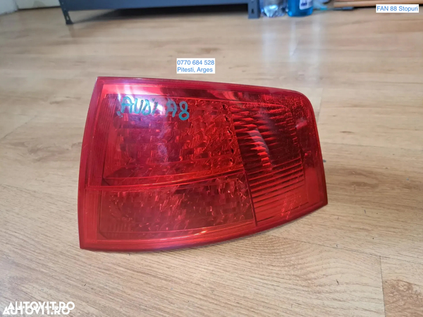 Stop tripla lampa dreapta spate aripa original Audi A8 D3 S8 4E 2003-2007