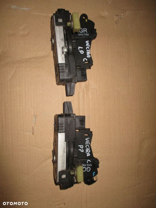 ZAMEK DRZWI PRZENI L/P VECTRA C 13157763 GR 7762GQ - 1