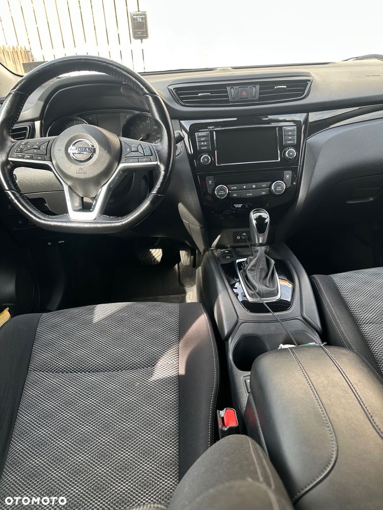 Nissan Rogue - 3