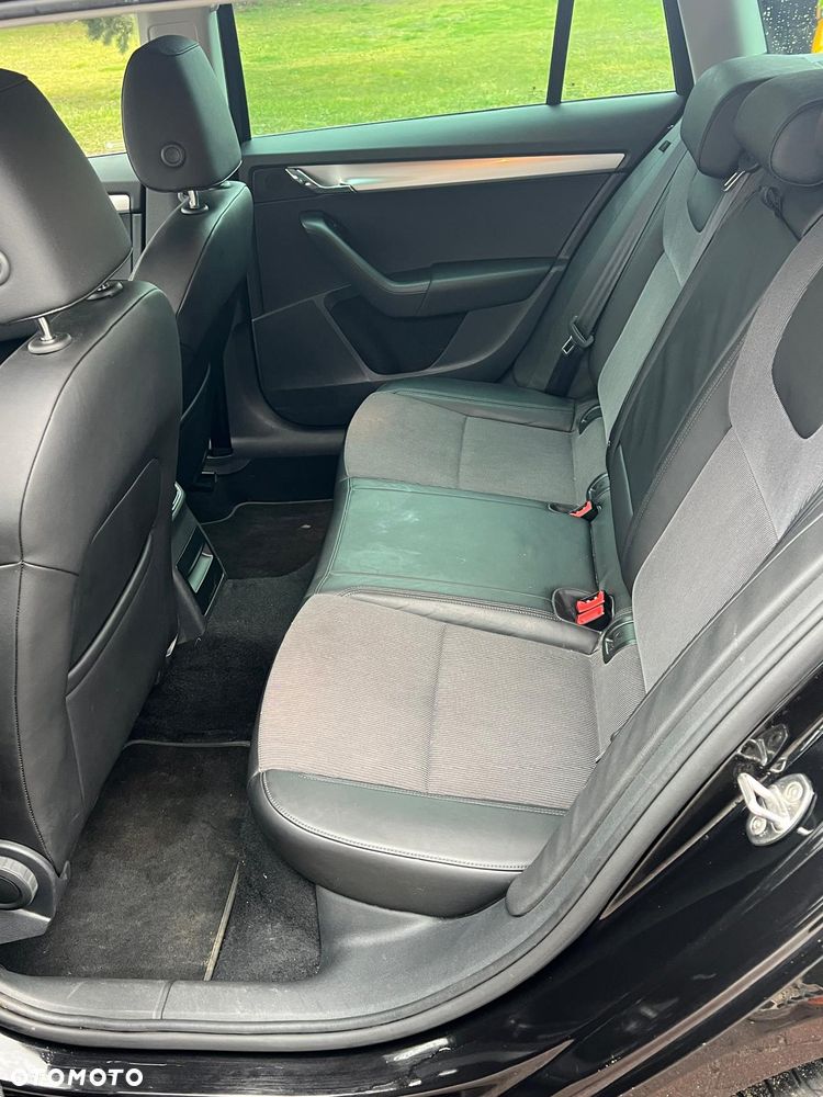 Skoda Octavia 1.6 TDI DSG Soleil - 9