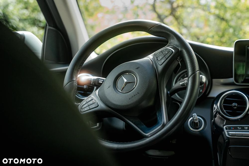 Mercedes-Benz GLC - 7