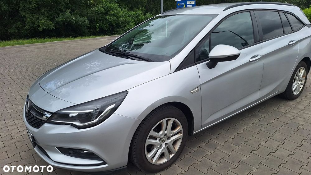 Opel Astra 1.6 CDTI Enjoy S&S - 4