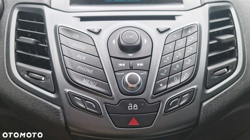 Ford Fiesta - 12