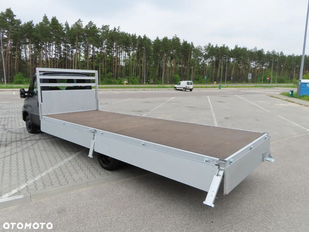 Iveco DAILY 50C18 Hi-Matic Skrzynia 6167 mm 12 Euro Palet WZMACNIANY Rozstaw Osi 4750 mm DMC 3500 KG Zabudowa RomCar Ładowność 840 Kg HAK 3500 Kg Pełna Opcja Wyposażenia Stan Auta Jak Nowy POLECAM - 25