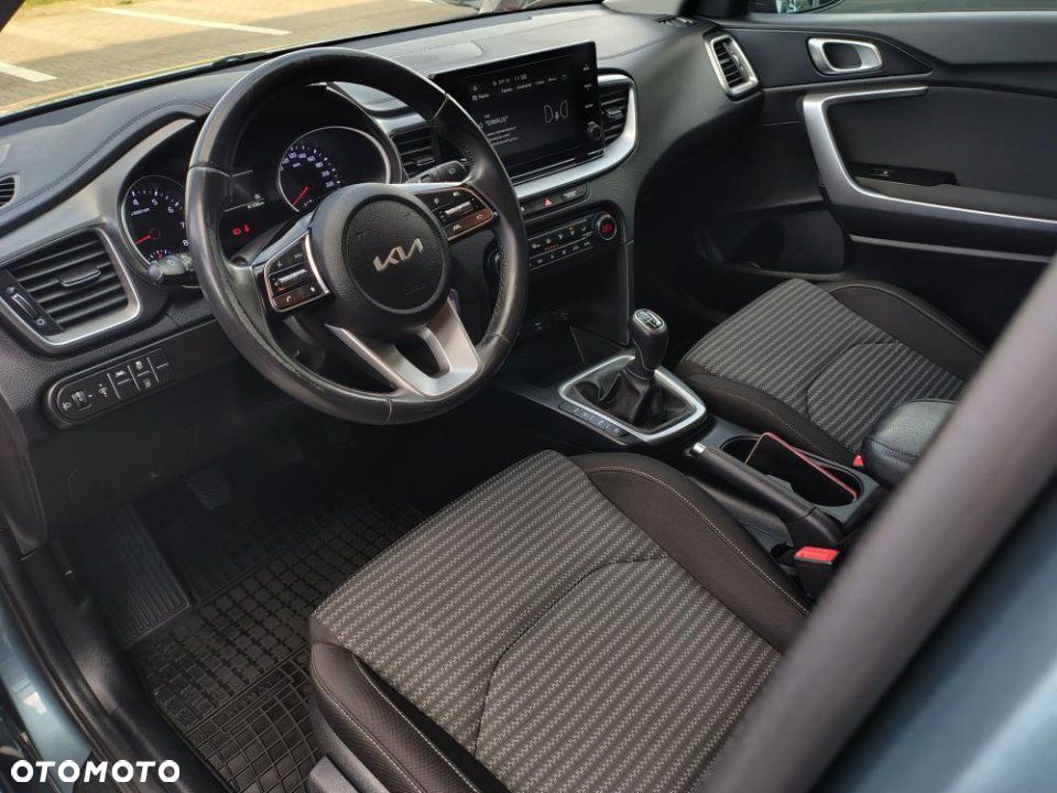 Kia Ceed - 17