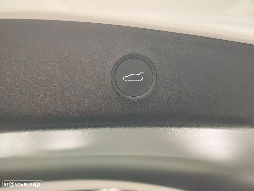 Tesla Model 3 Long Range Tração Traseira - 15