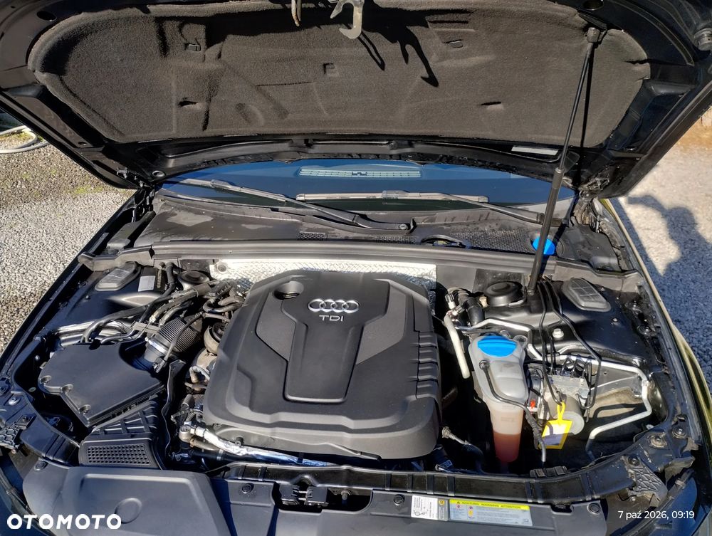 Audi A4 Avant - 32