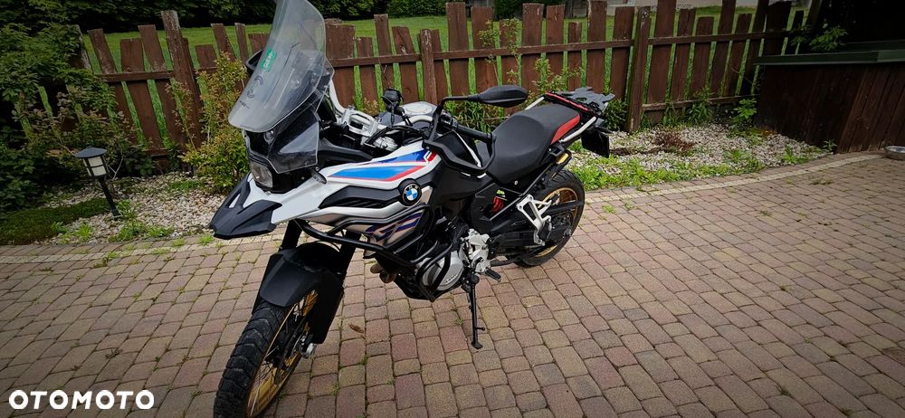 BMW F - 4