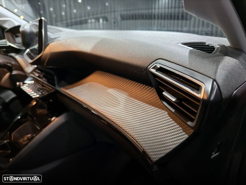 Peugeot e-208 50 kWh Allure - 32